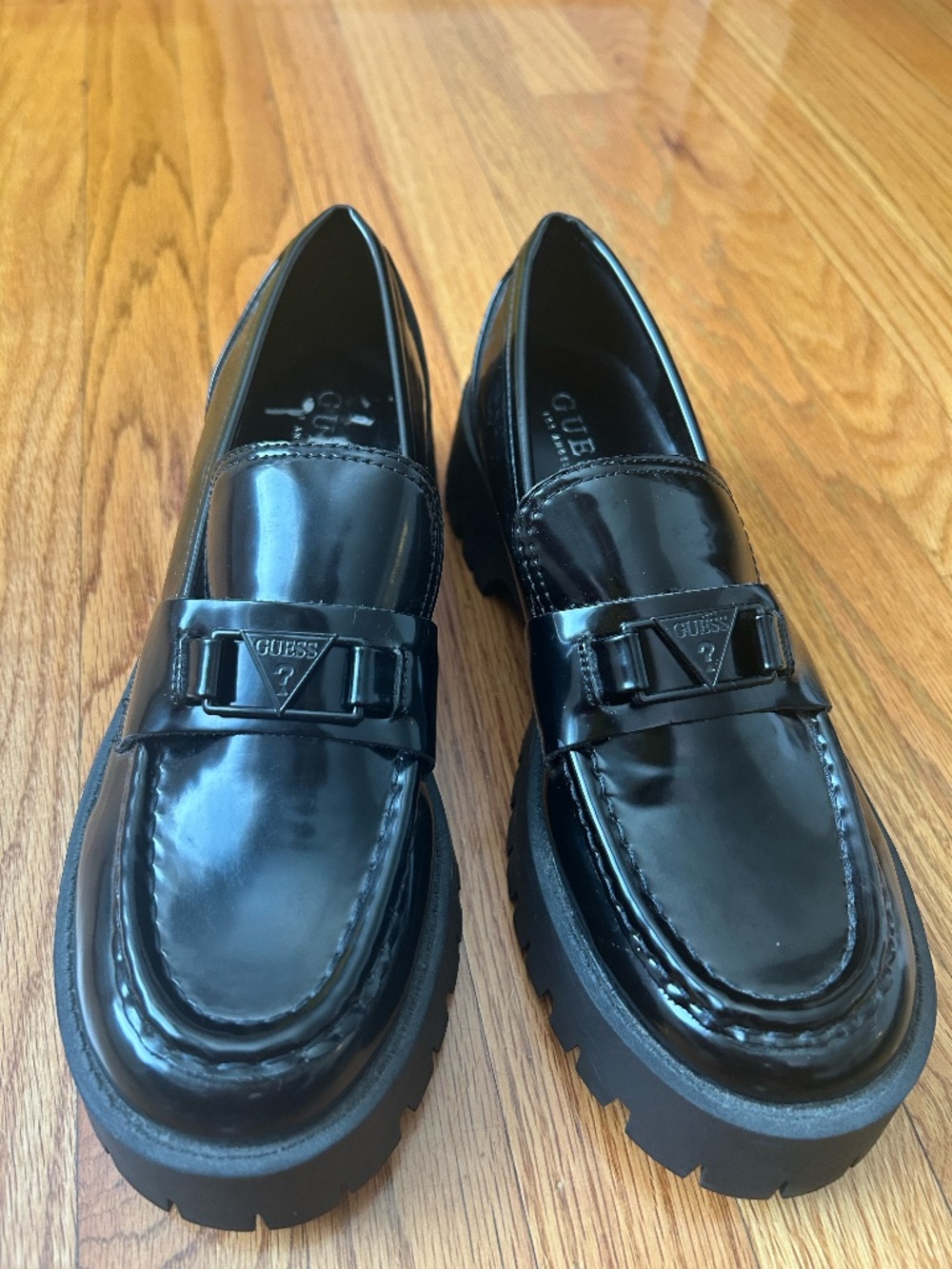 New Without Tags Unworn Guess Black Platform Lug Sole Loafers